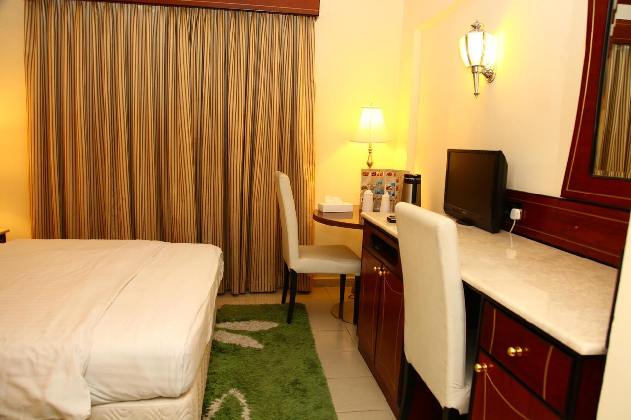 Saffron Hotel Dubai Ngoại thất bức ảnh