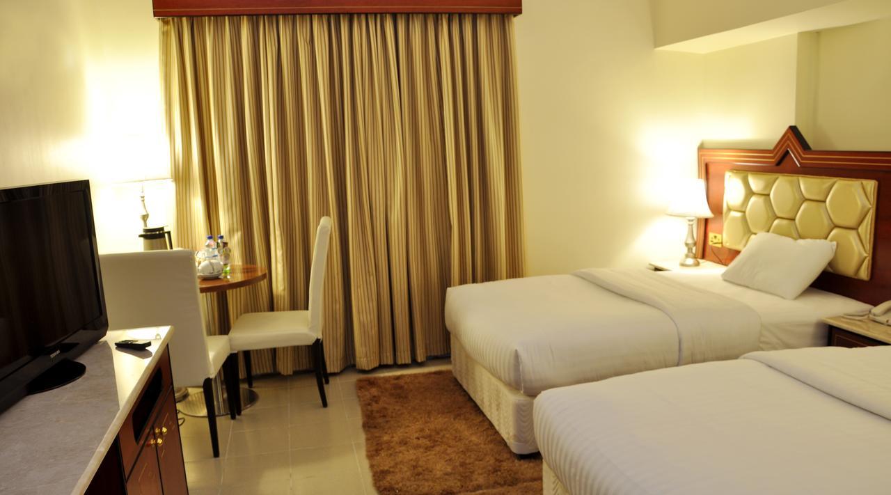 Saffron Hotel Dubai Ngoại thất bức ảnh