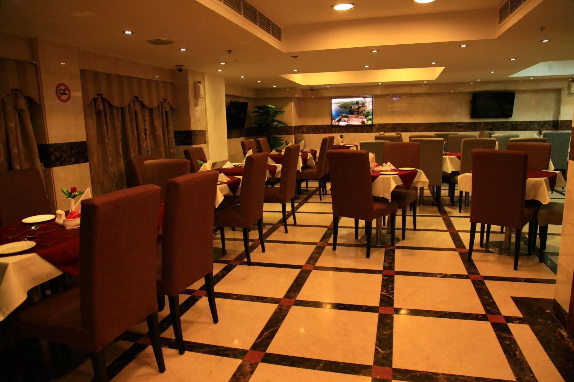 Saffron Hotel Dubai Ngoại thất bức ảnh